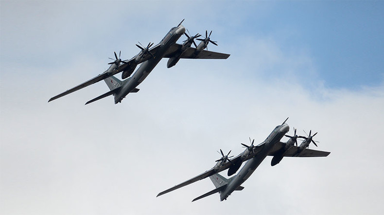 Syrie: des bombardiers russes frappent des positions de Daesh avec de nouveaux missiles de croisière