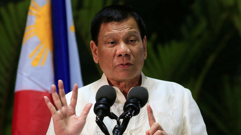 «Je vais manger votre foie» : Duterte menace les terroristes après la décapitation de deux otages