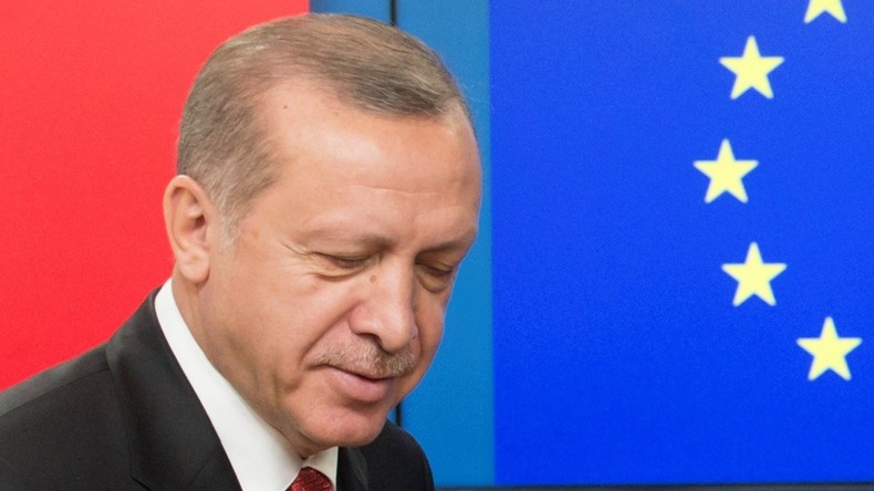 Le Parlement européen menace la Turquie de suspendre son processus d'adhésion à l'UE