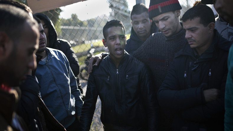 Les migrants «amènent le crime, la drogue et plusieurs fléaux» : un ministre algérien crée un tollé