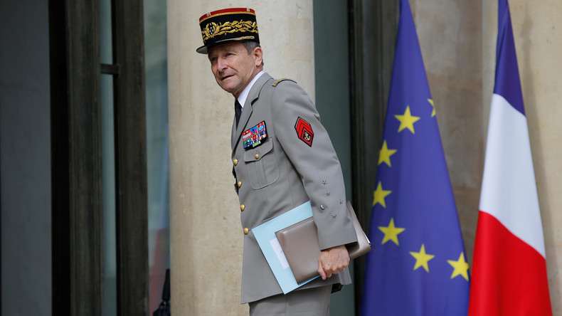 Le général qui ne voulait pas se faire «baiser» par Bercy sera présent au défilé du 14 Juillet
