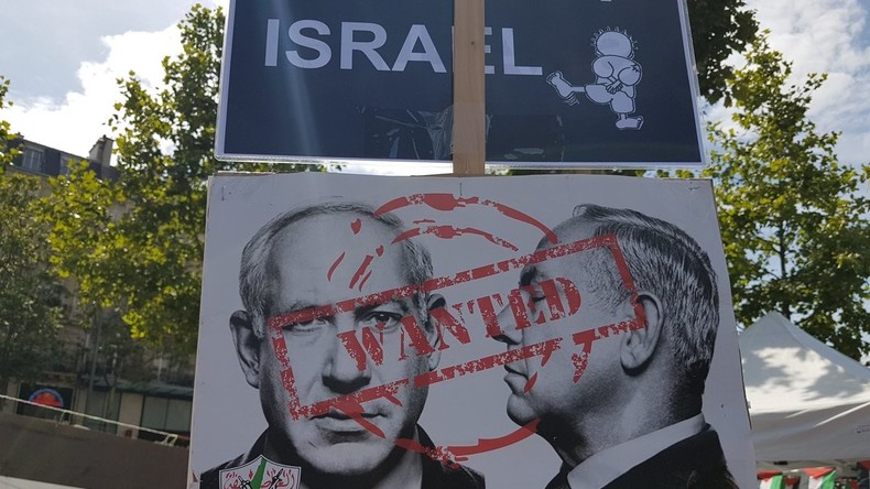 Le NPA, le PCF, EuroPalestine et le PIR manifestent contre la venue de Netanyahou à Paris