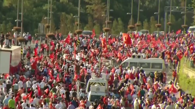 La Turquie se souvient de la tentative de putsch matée par Erdogan