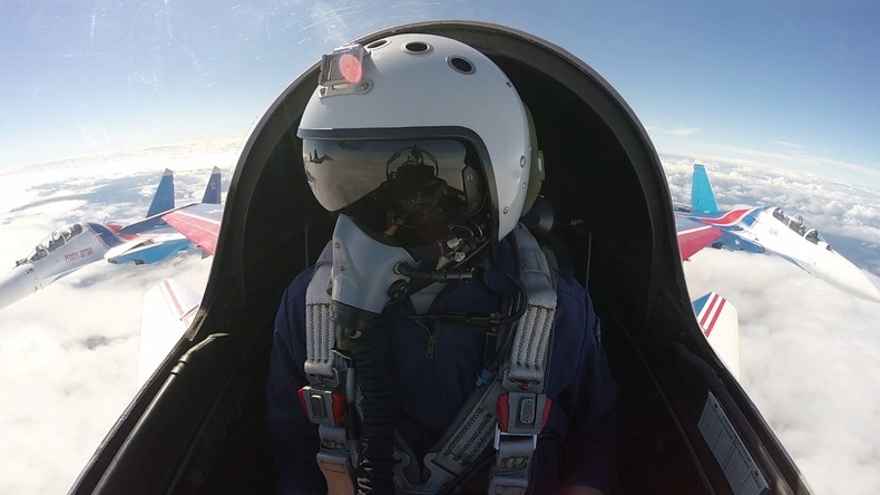 MAKS 2017 : prenez le contrôle d’un avion de chasse Sukhoï SU-30SM (VIDEO)