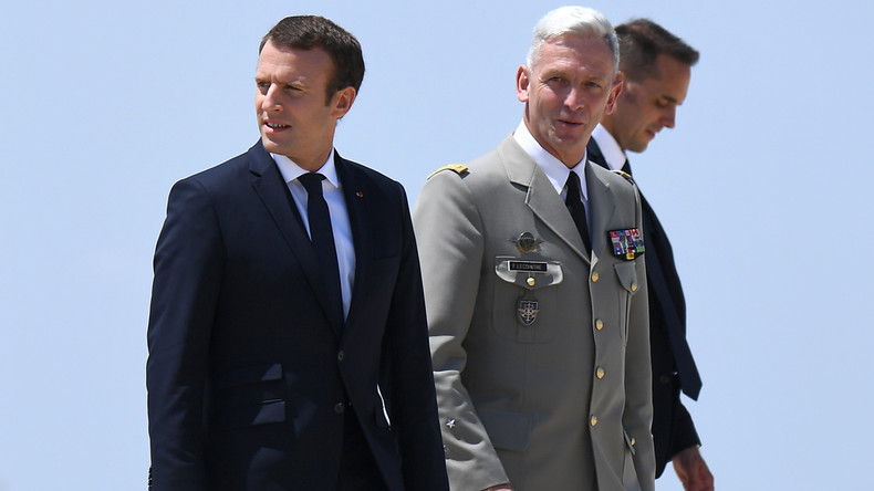 Pourquoi le général Lecointre est-il accusé d'avoir «collaboré» avec un génocidaire rwandais ?