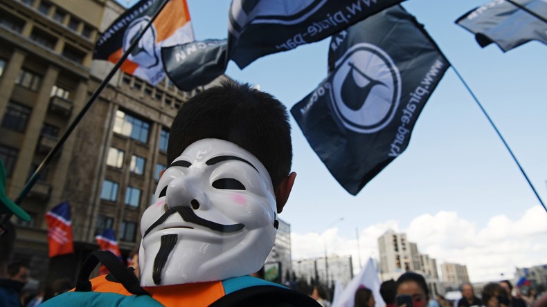 Un millier de manifestants à Moscou contre les restrictions sur internet (VIDEO)