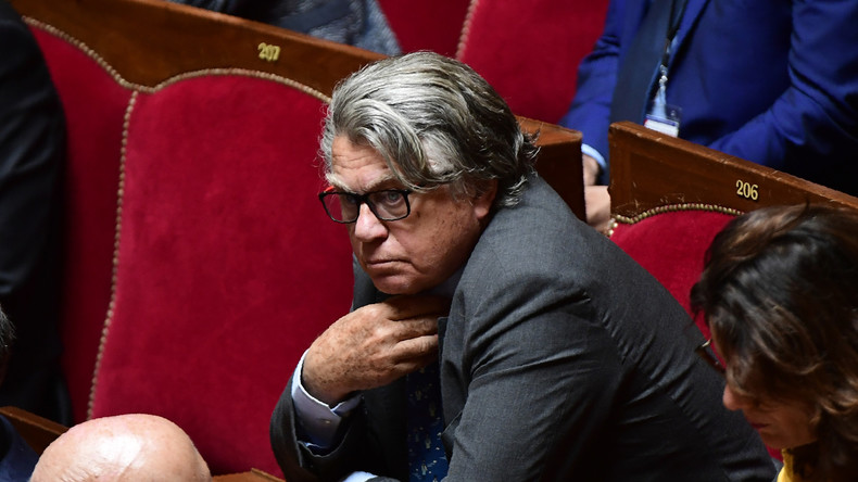 «C’était plus vivant» : les députés socialistes à l'Assemblée nationale manquent à Gilbert Collard