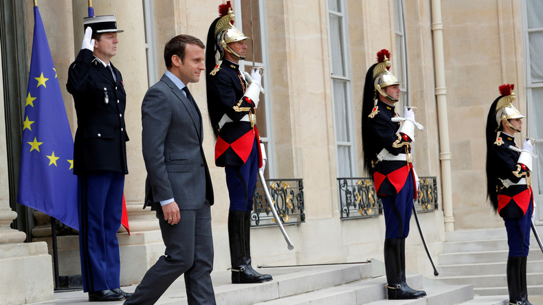Emmanuel Macron rencontre le Premier ministre portugais Antonio Costa à Paris (VIDEO)