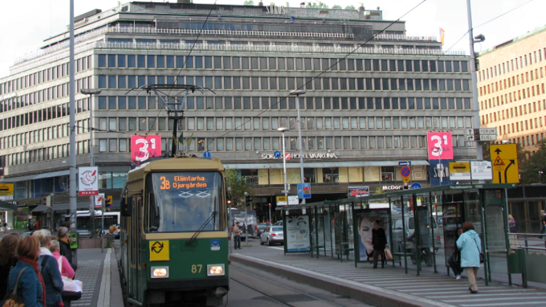 Une voiture fonce dans la foule à Helsinki, un mort selon la police