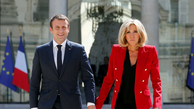 Face à la polémique, l'Elysée devra s'expliquer sur le statut de Brigitte Macron