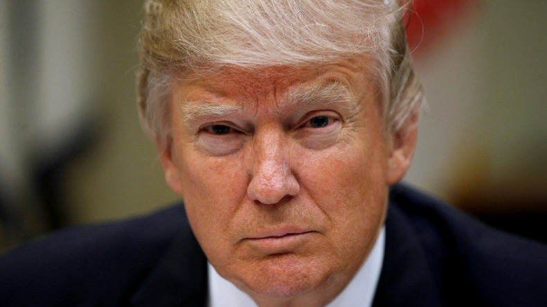 «Real News» contre «Fake News» ? Succès au rendez-vous pour le JT du camp Trump sur internet (VIDEO)