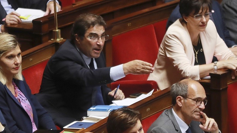 «Traître, tu n'es qu'une sal*pe !» : Christian Jacob furieux contre un ex-député LR soutenant Macron