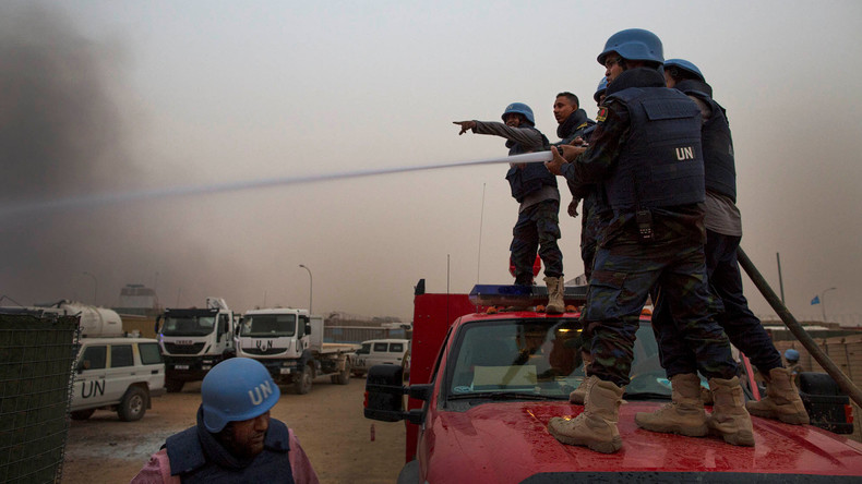 Mali : neuf morts dont un casque bleu lors de deux attaques contre la mission de l'ONU