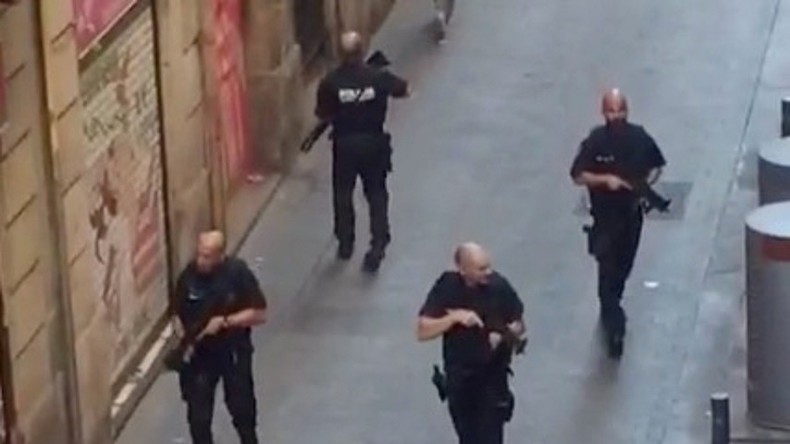 Attentat de Barcelone : La police dément la présence d'un suspect retranché dans un bar
