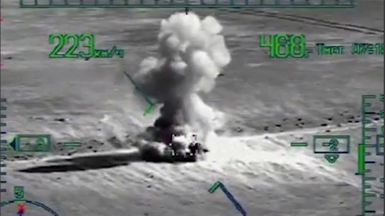 L'aviation russe détruit le matériel militaire de djihadistes encerclés par l'armée syrienne