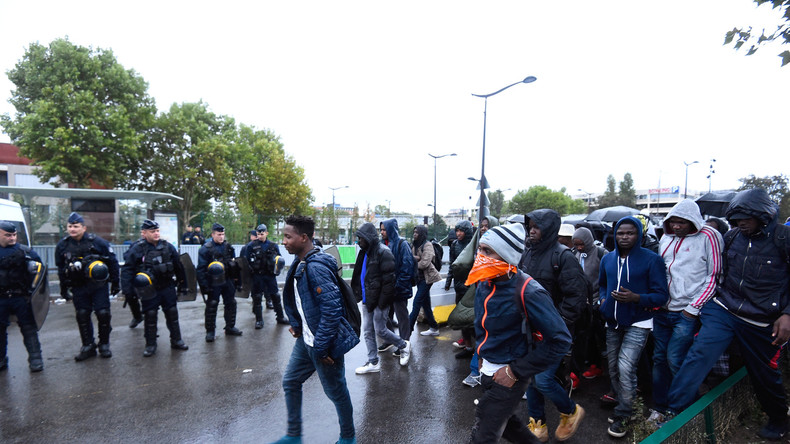 Paris évacue 2 500 migrants dans le cadre de la 35e opération de «mise à l'abri» depuis deux ans