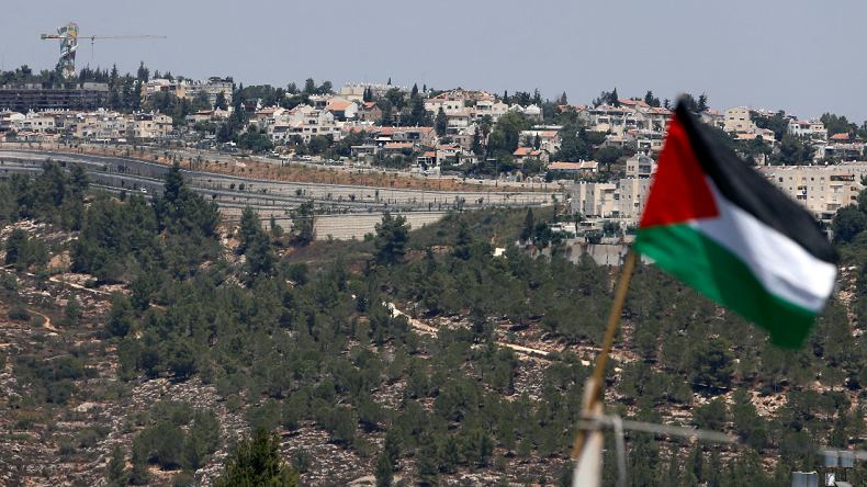 La justice israélienne suspend une loi favorable aux colons et controversée
