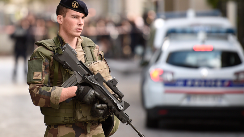 Militaires attaqués à Levallois : le suspect avait des velléités de départ en Syrie