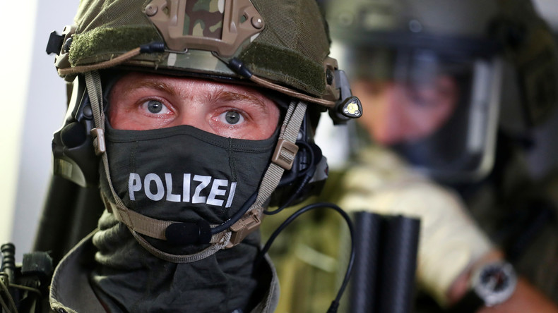 Deux anti-migrants projetant de capturer et tuer des politiciens de gauche arrêtés en Allemagne