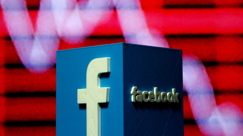 Facebook interdit de pub les pages relayant des «fake news»