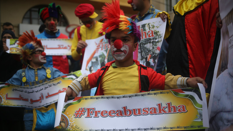 Après 20 mois de détention arbitraire, Israël libère un clown palestinien