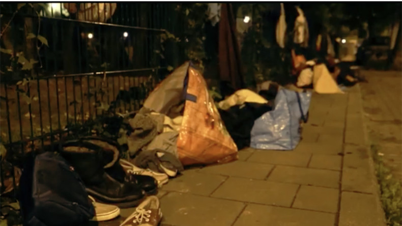 «Ce n'est pas une vie» : un camp de migrants en plein Bruxelles fait craindre une nouvelle Jungle