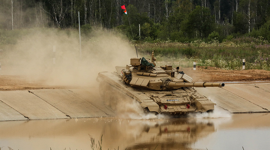 Biathlon de chars, tirs d'avions supersoniques... Les images des Jeux internationaux des armées