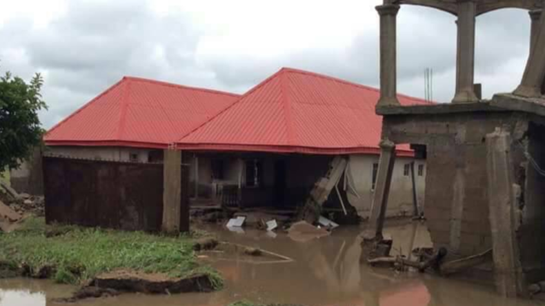 Nigéria : 100 000 personnes déplacées dans le sud-est du pays en raison des inondations (IMAGES)
