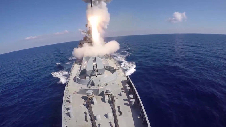 Une frégate russe attaque des positions de Daesh en Syrie depuis la Méditerranée
