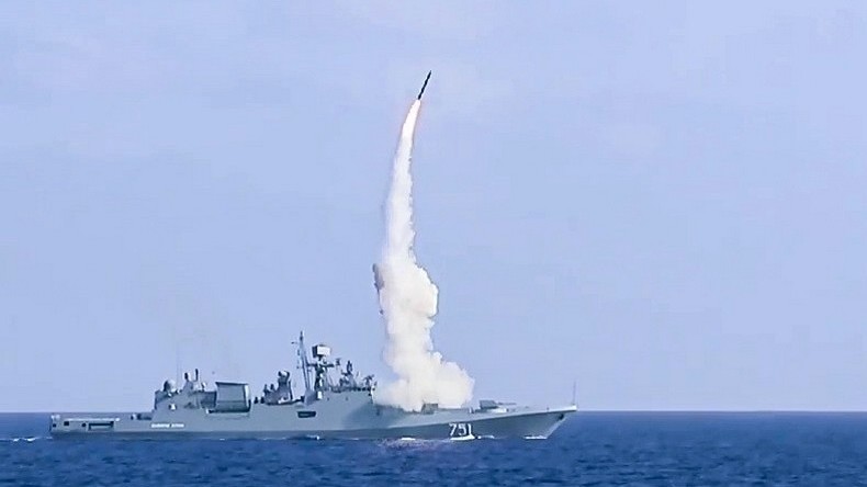 L'artillerie et l'aviation russes, artisans de la reprise de Deir ez-Zor