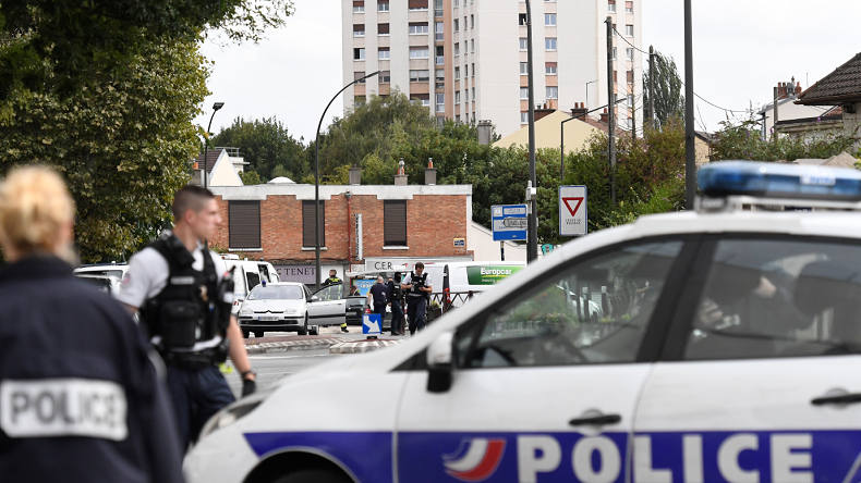 Explosifs à Villejuif : un troisième homme en garde-à-vue, Collomb évoque des liens avec la Syrie