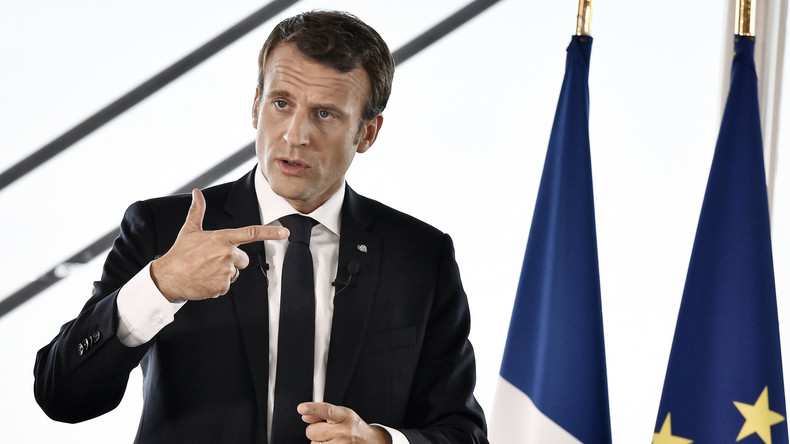 Depuis Athènes, Emmanuel Macron confirme que la France n'est «pas réformable»