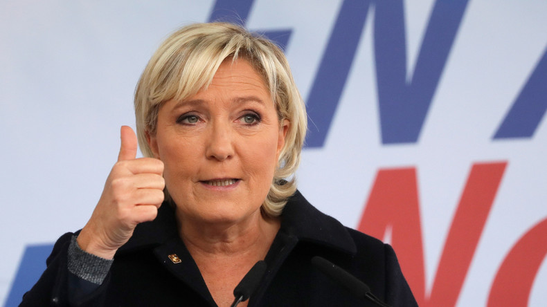 Marine Le Pen annonce le futur changement de nom du FN : succès mitigé sur Twitter