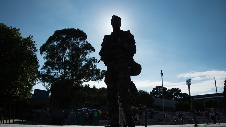 Un jeune légionnaire de Sentinelle se suicide à la frontière italienne