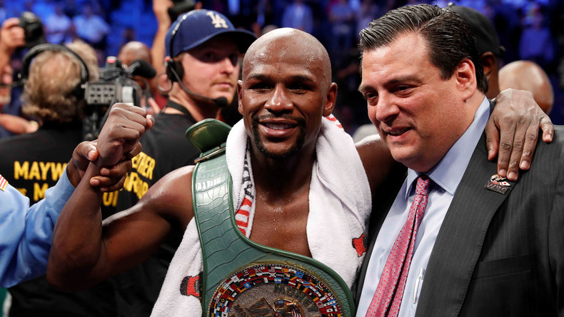 Floyd Mayweather juge que Trump parle «comme un vrai mec» et tient des propos choc sur l'immigration