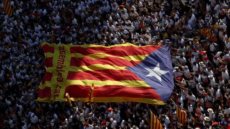 Face aux indépendantistes catalans, Paris soutient Madrid, l'ETA dénonce une prison pour les peuples