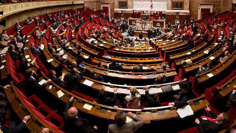 Loi antiterroriste: l'Assemblée vote l'article sur les assignations à résidence hors état d'urgence