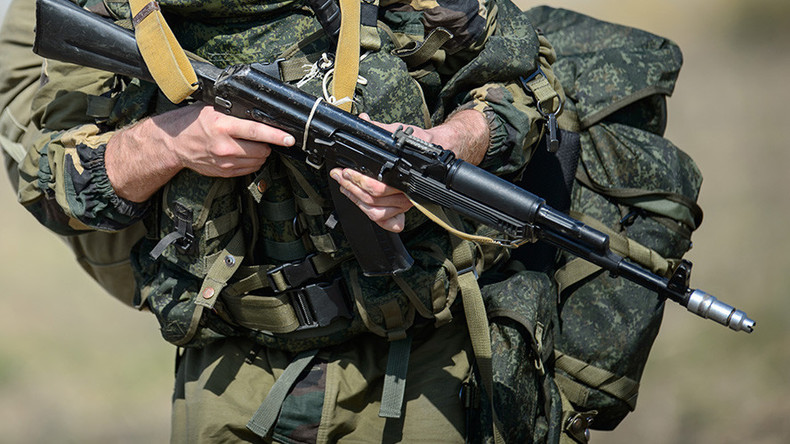Un soldat russe tue deux de ses camarades et un officier avant de prendre la fuite