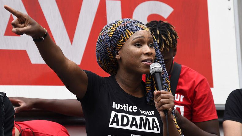 «J’observe avec amusement vos justifications» : la sœur d'Adama Traoré interpelle François Ruffin