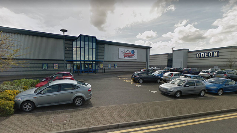 La police met fin à une prise d'otage à Nuneaton, dans le centre de l'Angleterre (VIDEO)