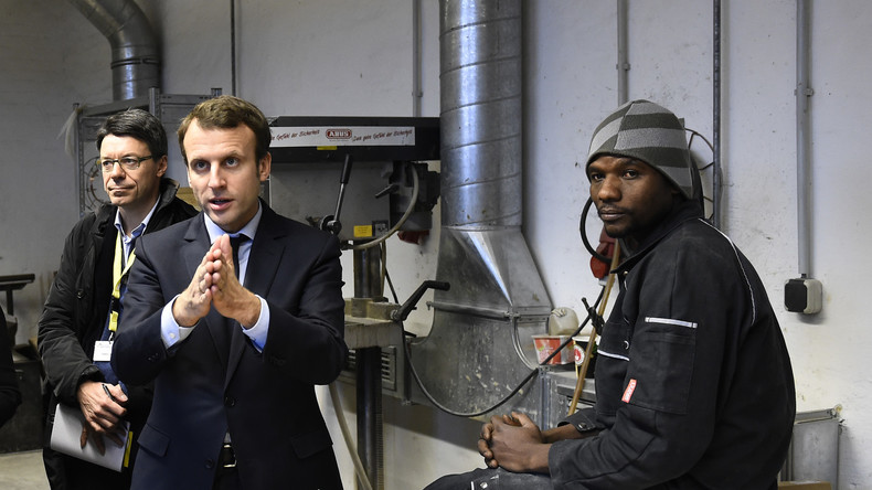 Macron a-t-il sacrifié les quotas d'accueil de migrants pour signer l'accord sur le travail détaché?