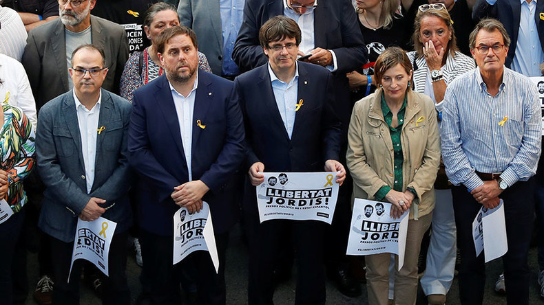 Huit membres du gouvernement catalan destitué placés en détention provisoire