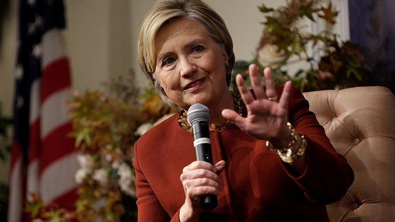 Selon une ex-responsable démocrate, Hillary Clinton avait la main sur le parti durant les primaires