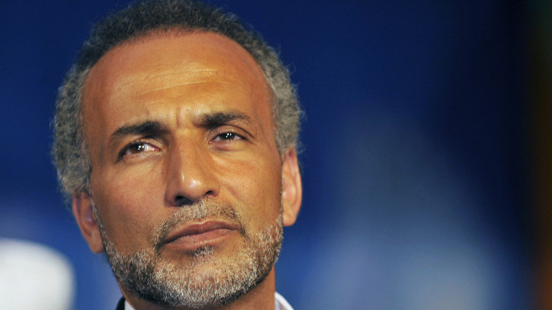 Tariq Ramadan accusé d'avoir eu des relations sexuelles avec des élèves mineures