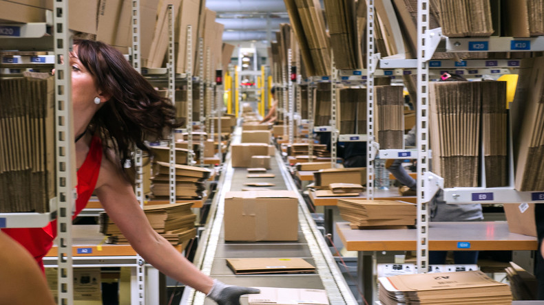 Balance ton collègue : le nouveau jeu d'Amazon à Lille