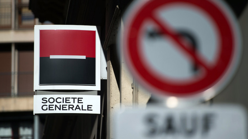 «La démocratie aux mains des banques» : le FN condamne la possible clôture de ses comptes