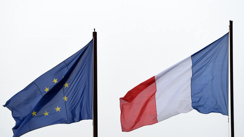 Bruxelles épingle le budget de Macron pour 2018