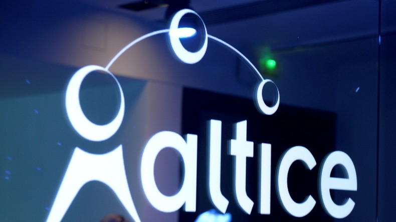Dévalorisée de 10 milliards en Bourse en trois semaines, Altice est désormais visée par une plainte