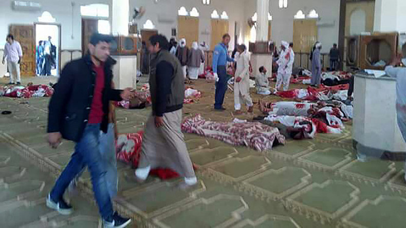 Egypte : le bilan de l'attaque d'une mosquée dans le Sinaï s'alourdit à 305 morts (IMAGES CHOC)