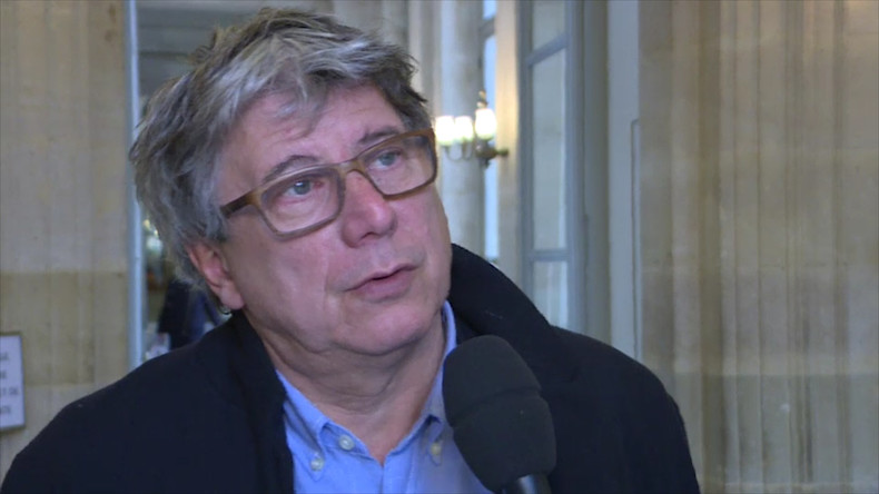 Drapeau européen à l'Assemblée : Eric Coquerel dénonce un symbole de «l'Europe de l'argent» (VIDEO)